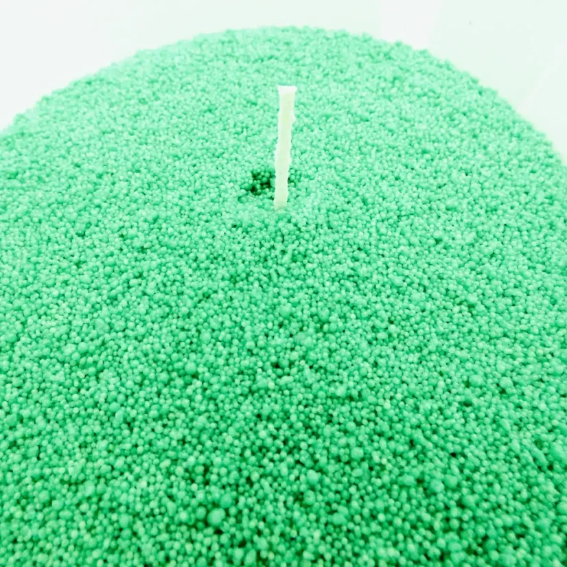 Farebná sypaná sviečka PowderCandle 50hodin – zelený vosk