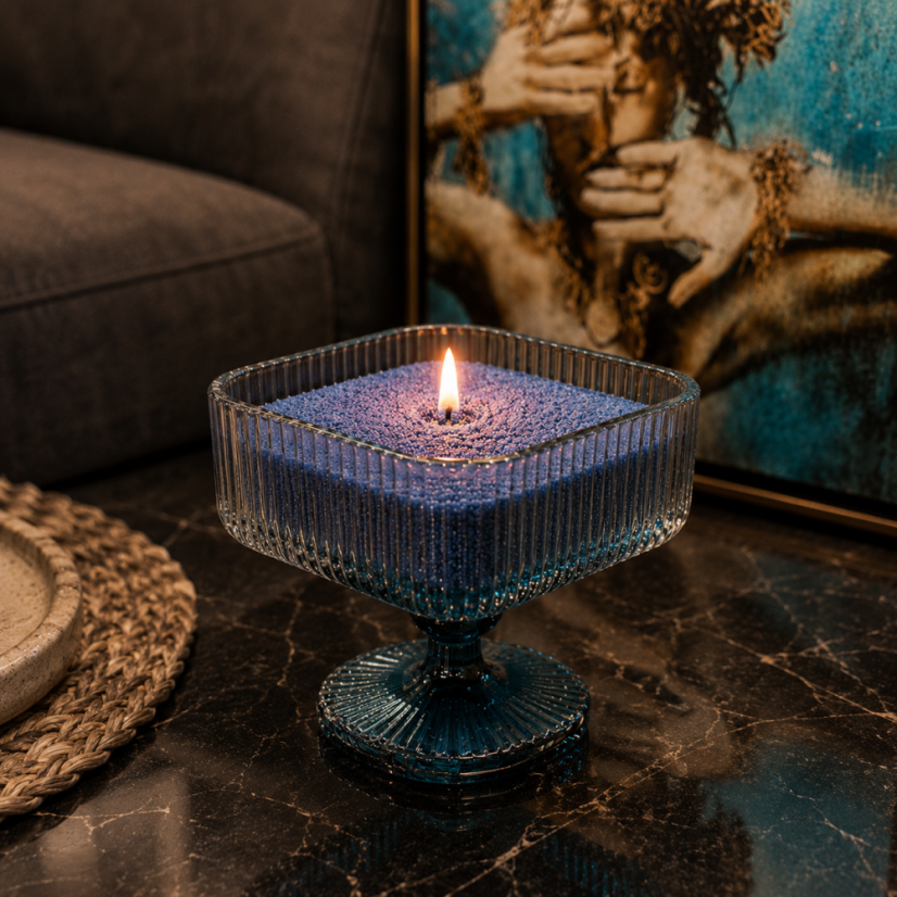 Barevná sypaná svíčka PowderCandle 50hodin – oceánově modrý vosk