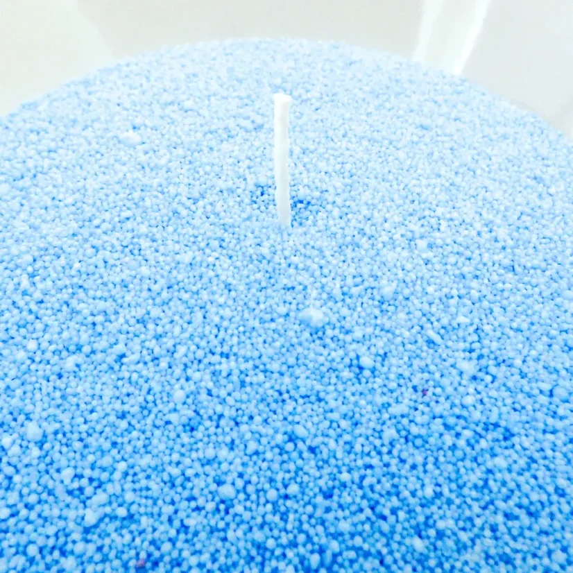 Farebná sypaná sviečka PowderCandle 100hodin – modrý vosk