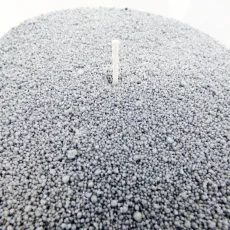 Barevná sypaná svíčka PowderCandle 50hodin – šedý vosk